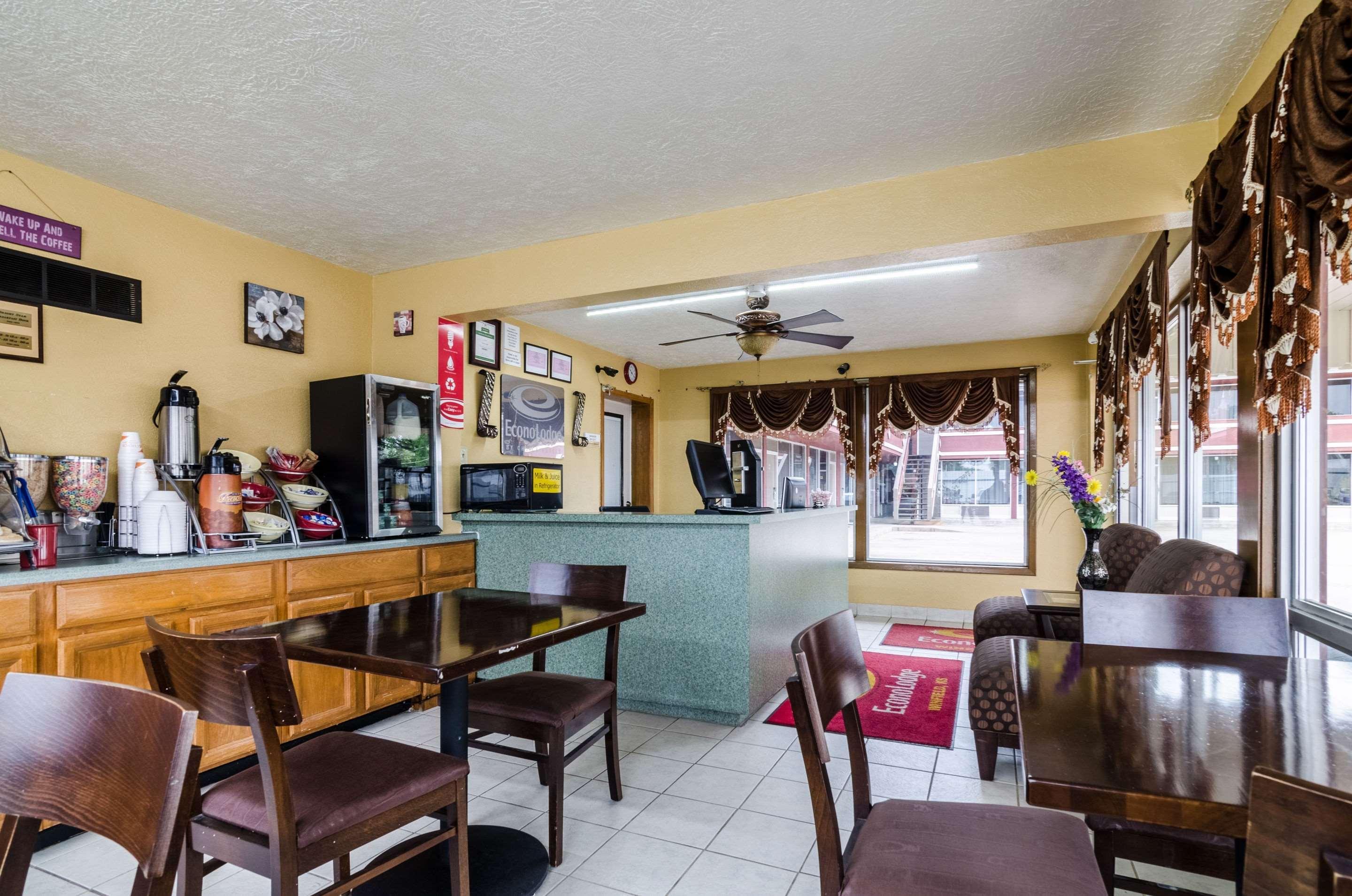 Econo Lodge Winfield Esterno foto