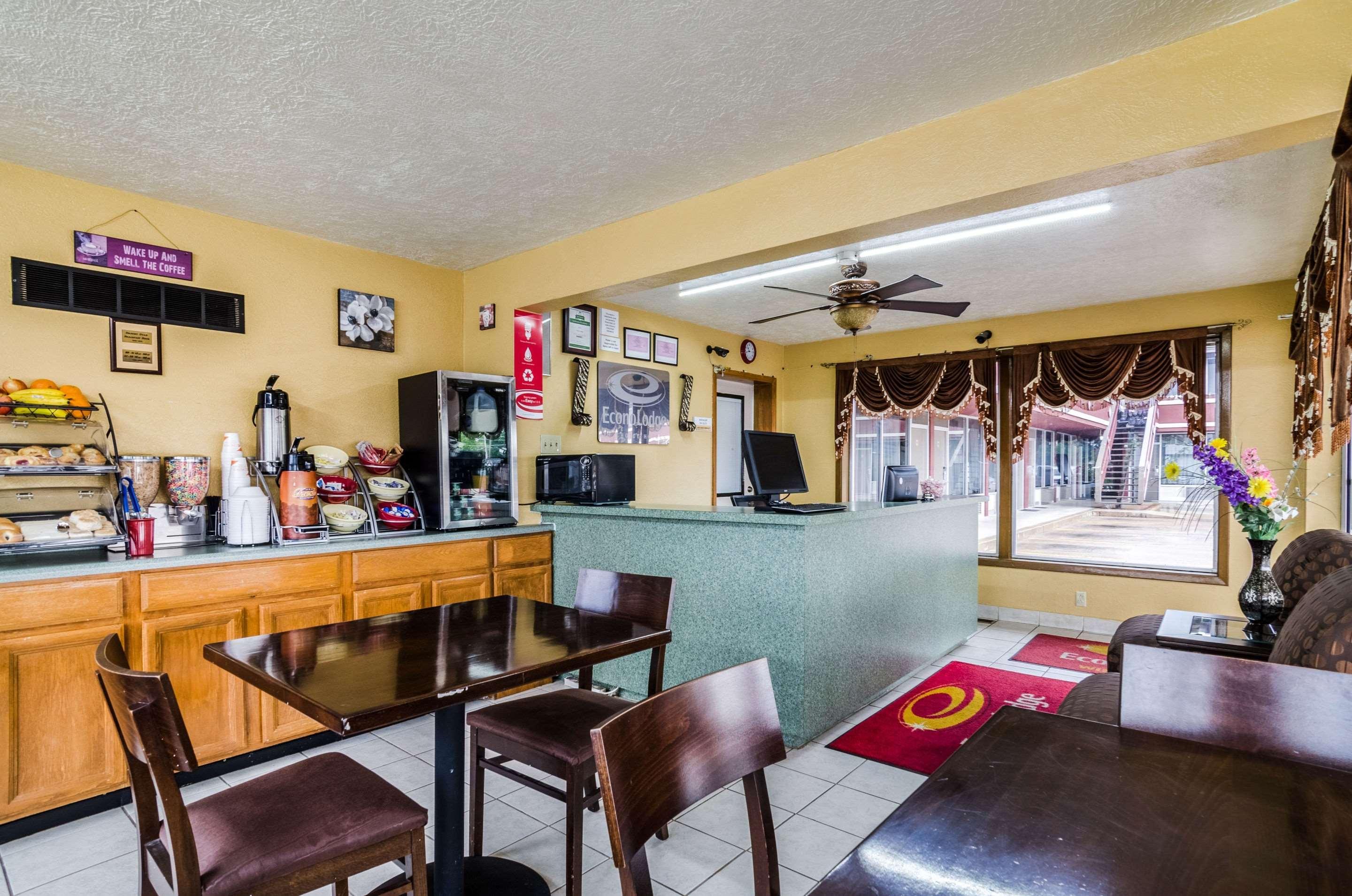 Econo Lodge Winfield Esterno foto